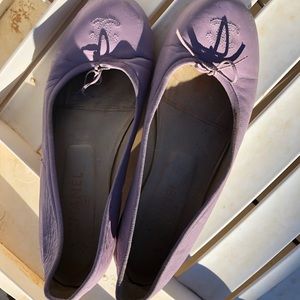 💗💜 CHANEL 💜💗 Lavender Ladies shoes.